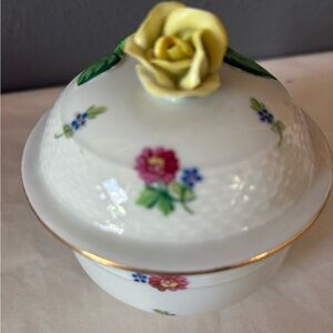 Herend vintage collectible handpainted Printemps pattern covered bowl
